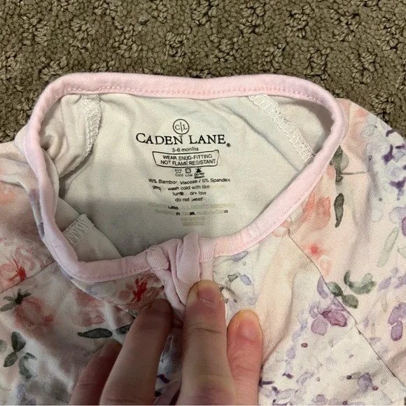 Three Caden Lane Convertible Sleepers - Picture 5 of 5